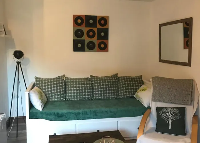 ゲストハウス Woodleigh Happy House